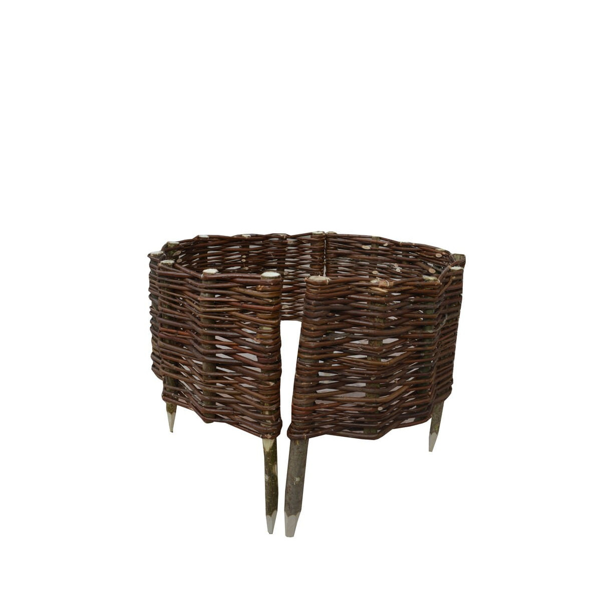 Cerc de nuiele din palisadă cu diametrul de 60 cm și înălțimea de 20 cm.