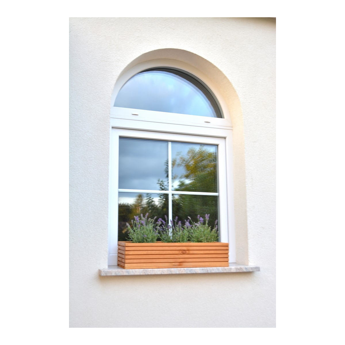 Vas de flori de culoare bej din lemn de pin de calitate superioară