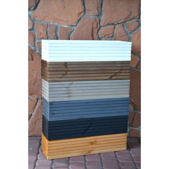 Design de ghiveci din lemn de culoare marron închis