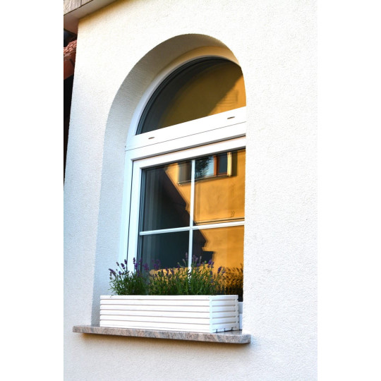 Romantic ghiveci din lemn de culoare albă