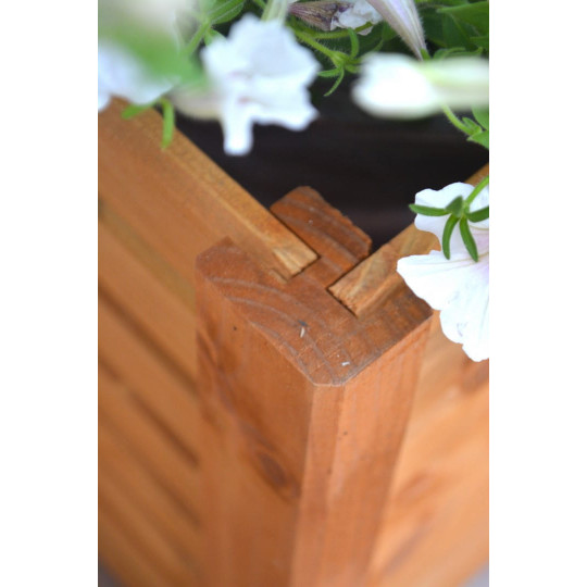 Lumânare mare din lemn de culoare maro deschis