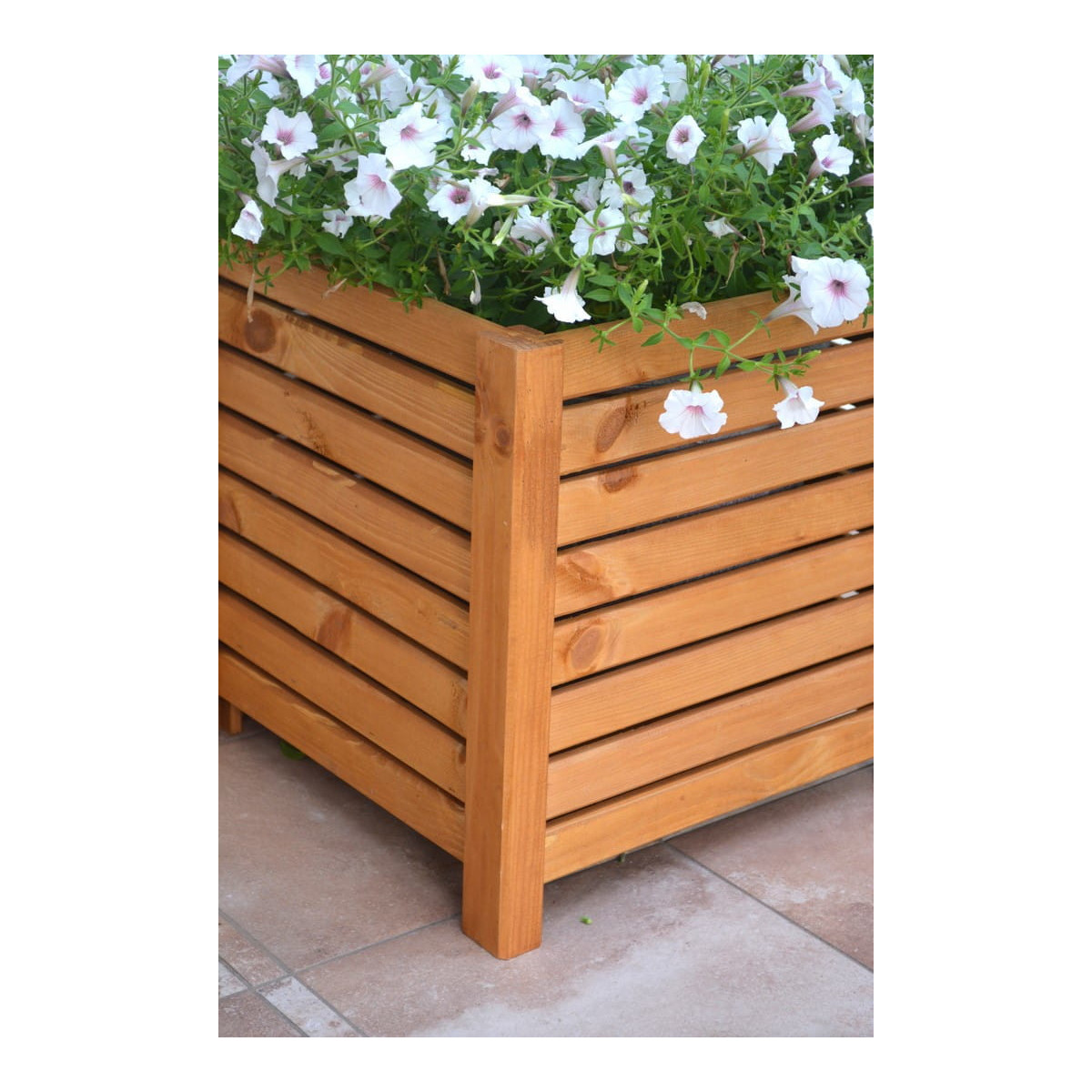 Lumânare mare din lemn de culoare maro deschis