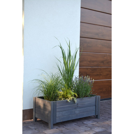 Ghivece din lemn pentru terasă de culoare gri închis