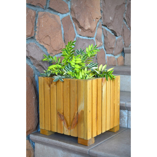 Drevený kvetináč 25 cm v svetlo hnedej farbe