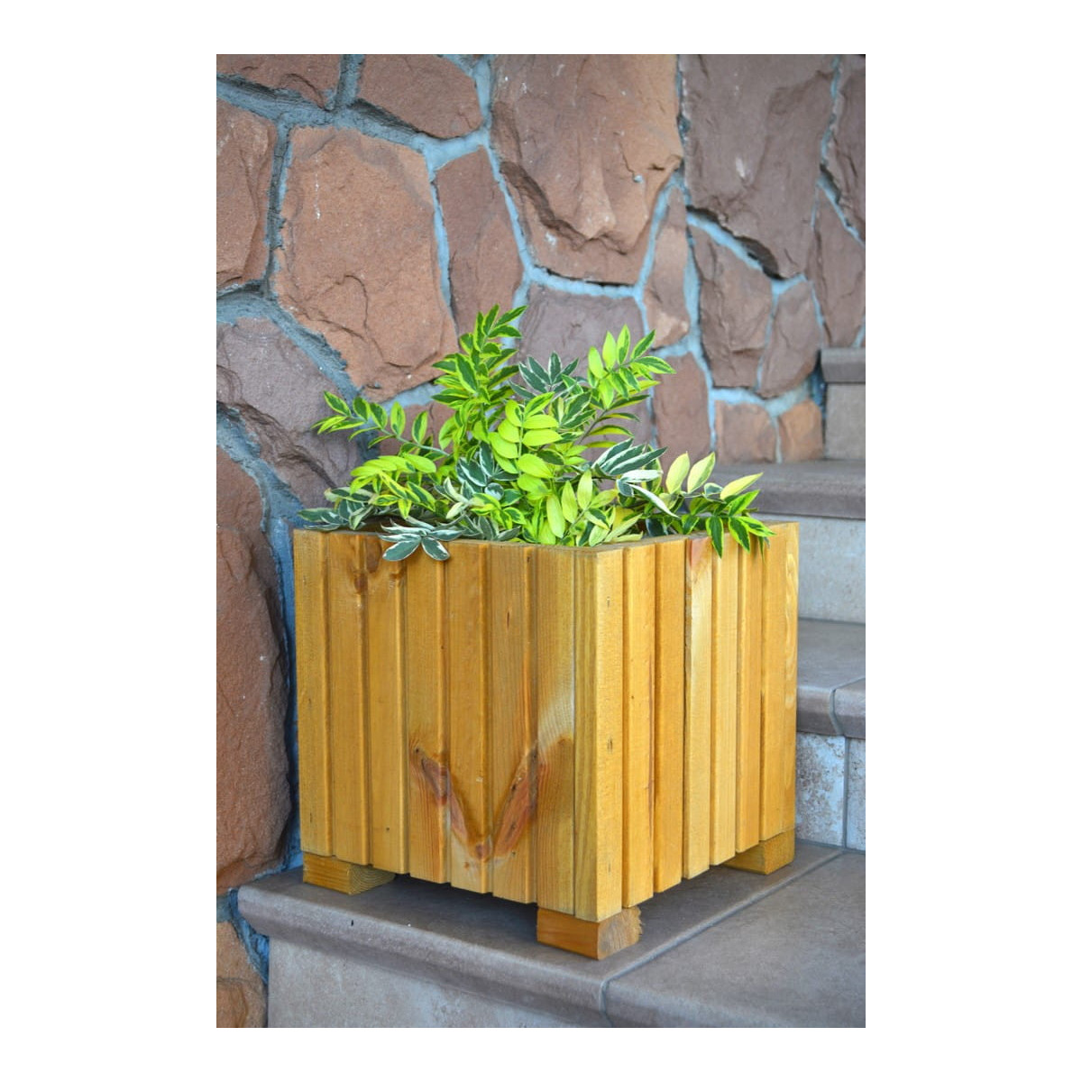 Drevený kvetináč 25 cm v svetlo hnedej farbe