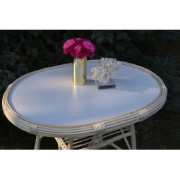 Marec marec oval tabel alb.