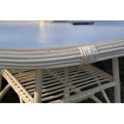 Marec marec oval tabel alb.