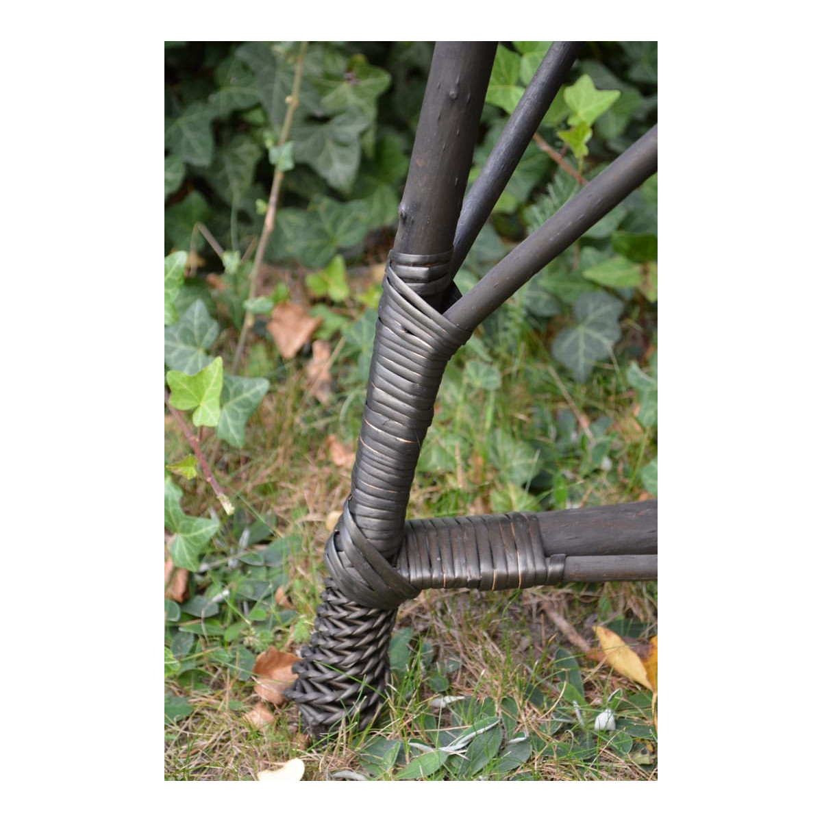 Mesețel oval din ratan cu sticlă - wenge