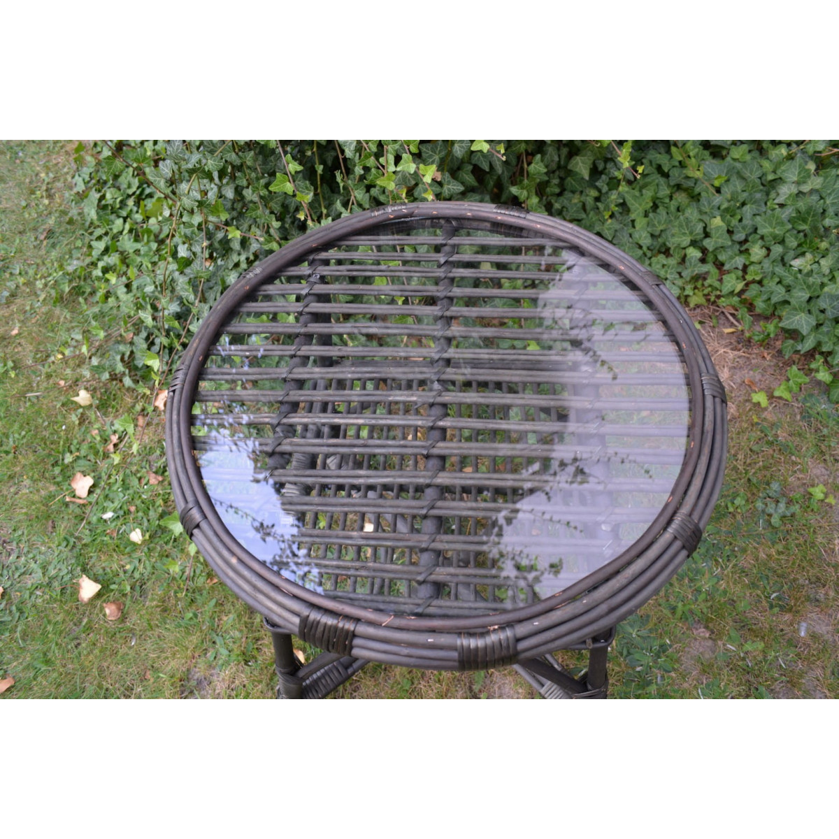 Meseu rotund din ratan cu sticlă - wenge