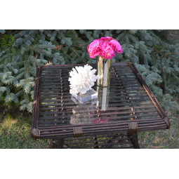 Masă pătrată din ratan cu sticlă - maro