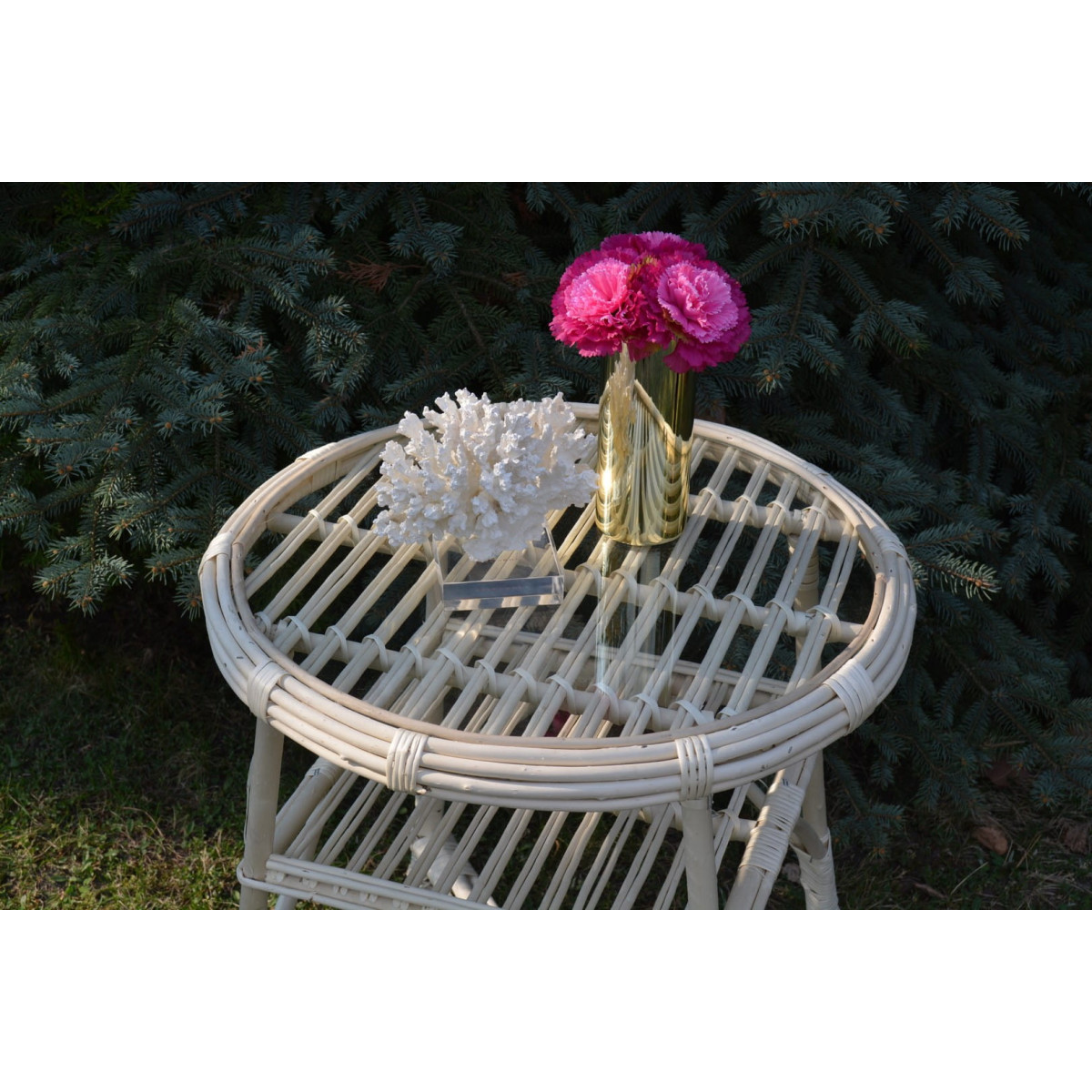 Masa rotundă din ratan cu sticlă - albă