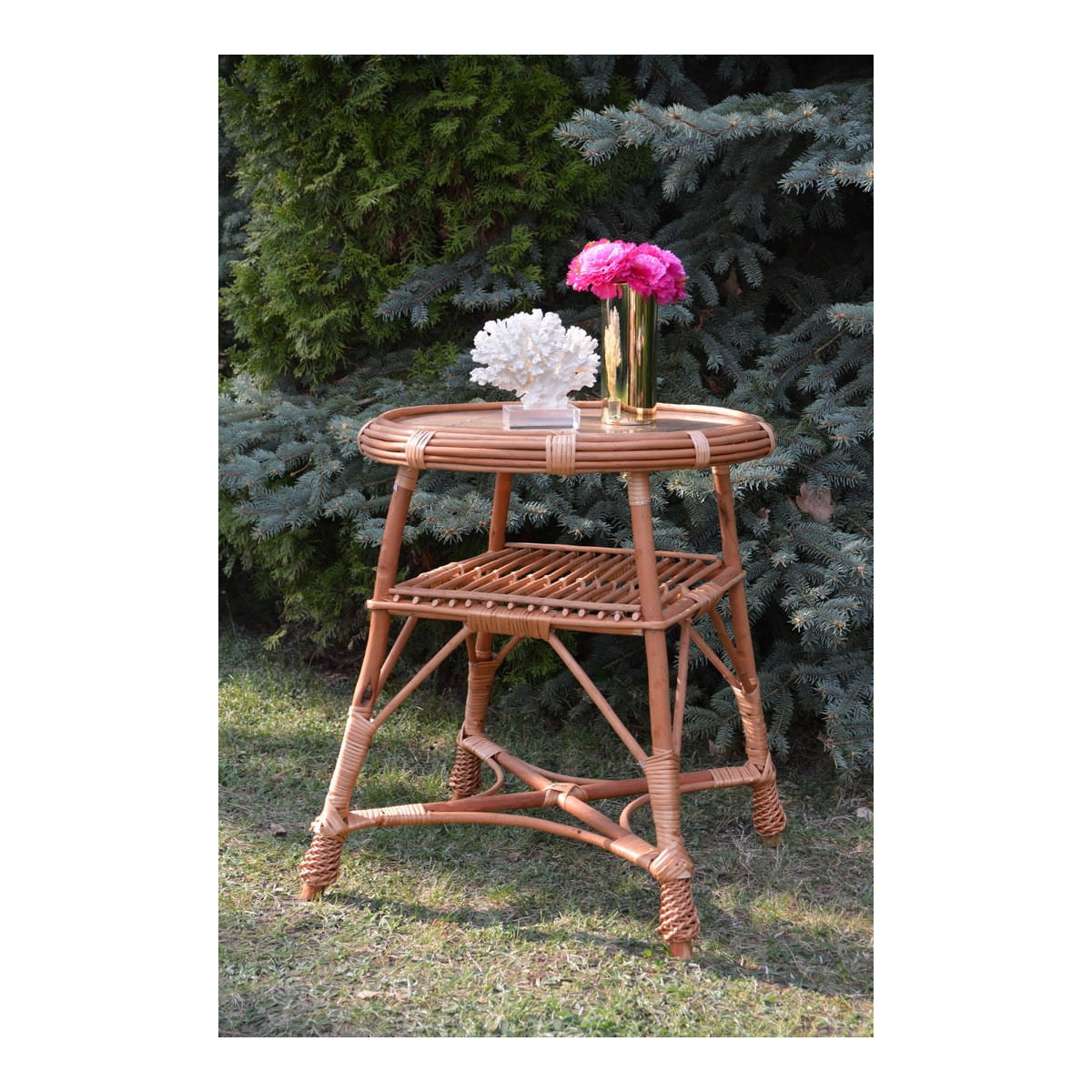 Masa rotundă cu sticlă din rattan natural