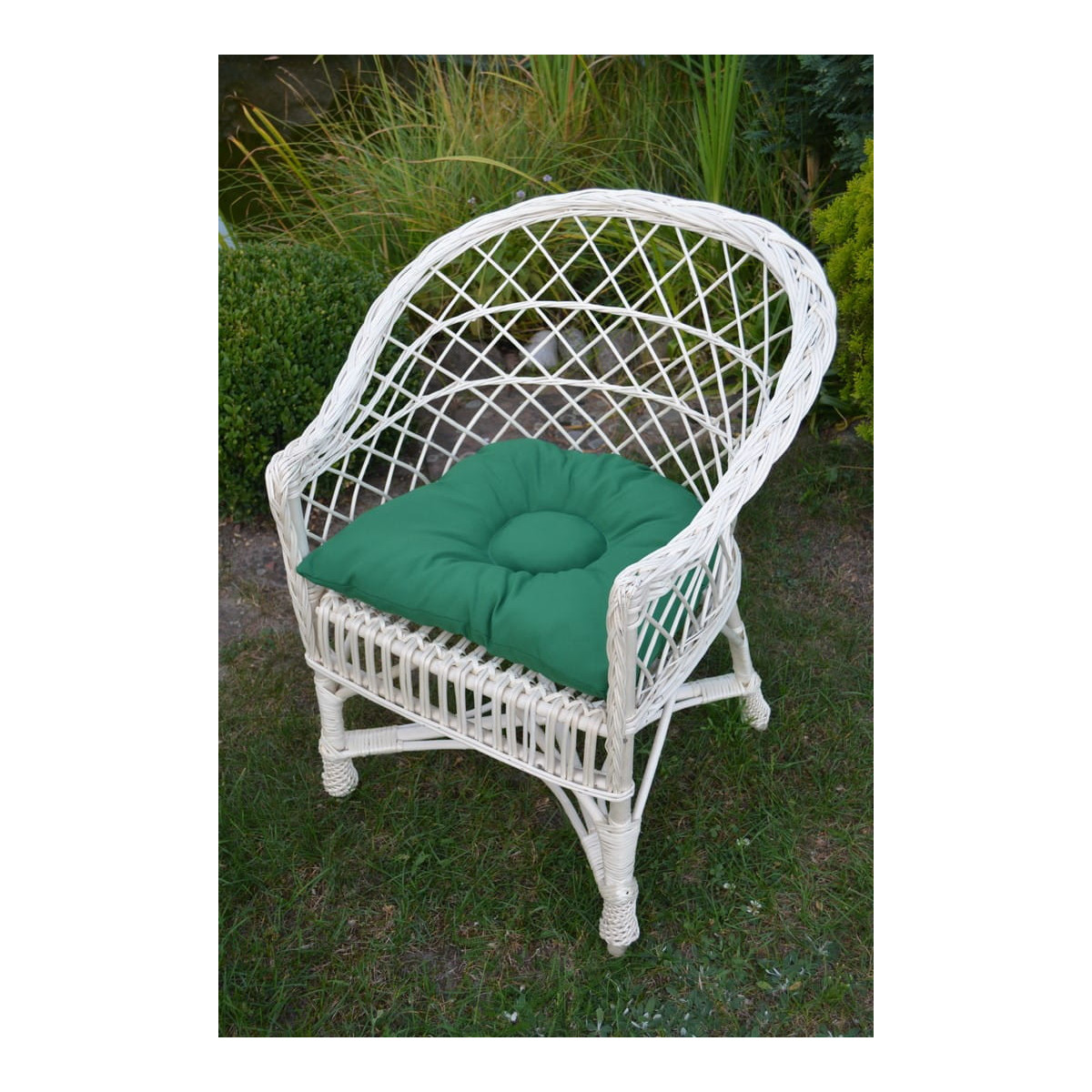 Scaun de grădină alb cu pernuță verde