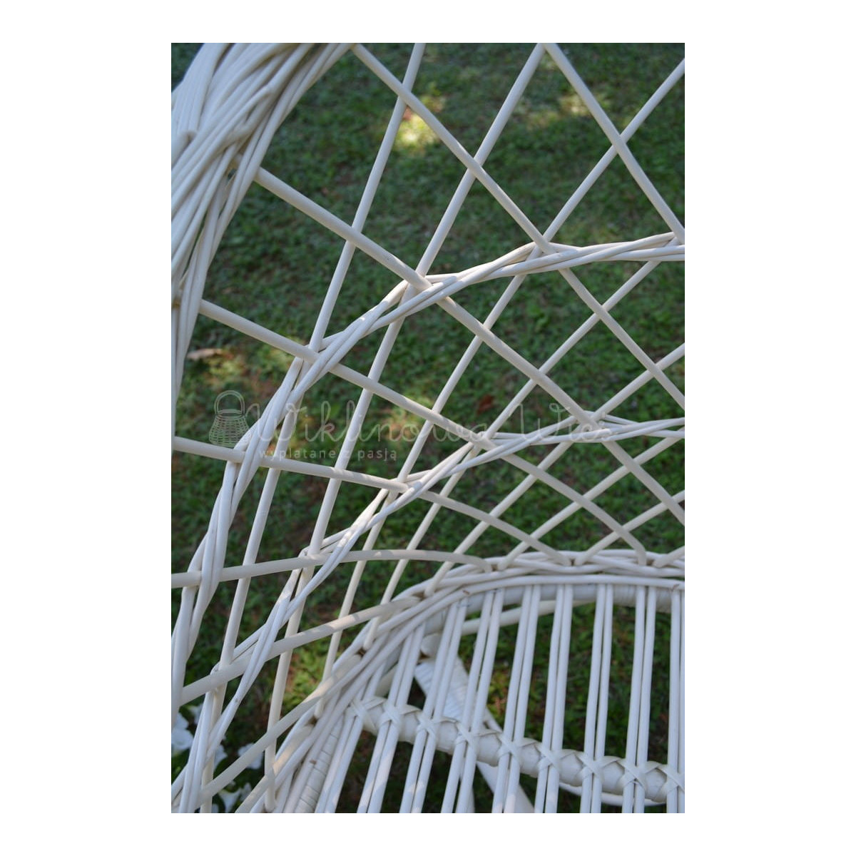 Scaun de grădină din rattan de culoare albă