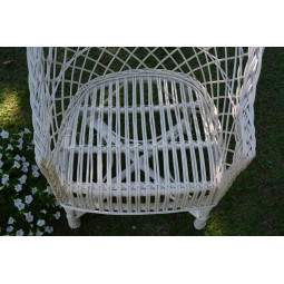 Scaun de grădină din rattan de culoare albă