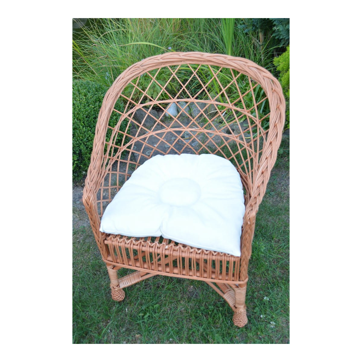 Scaun de grădină din ratan cu perna albă