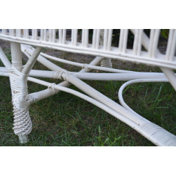 Sofa din ratan alb pentru grădină