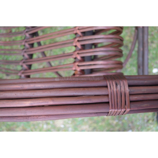 Fotoliu suspendată din ratan de culoare maro închis pentru grădină