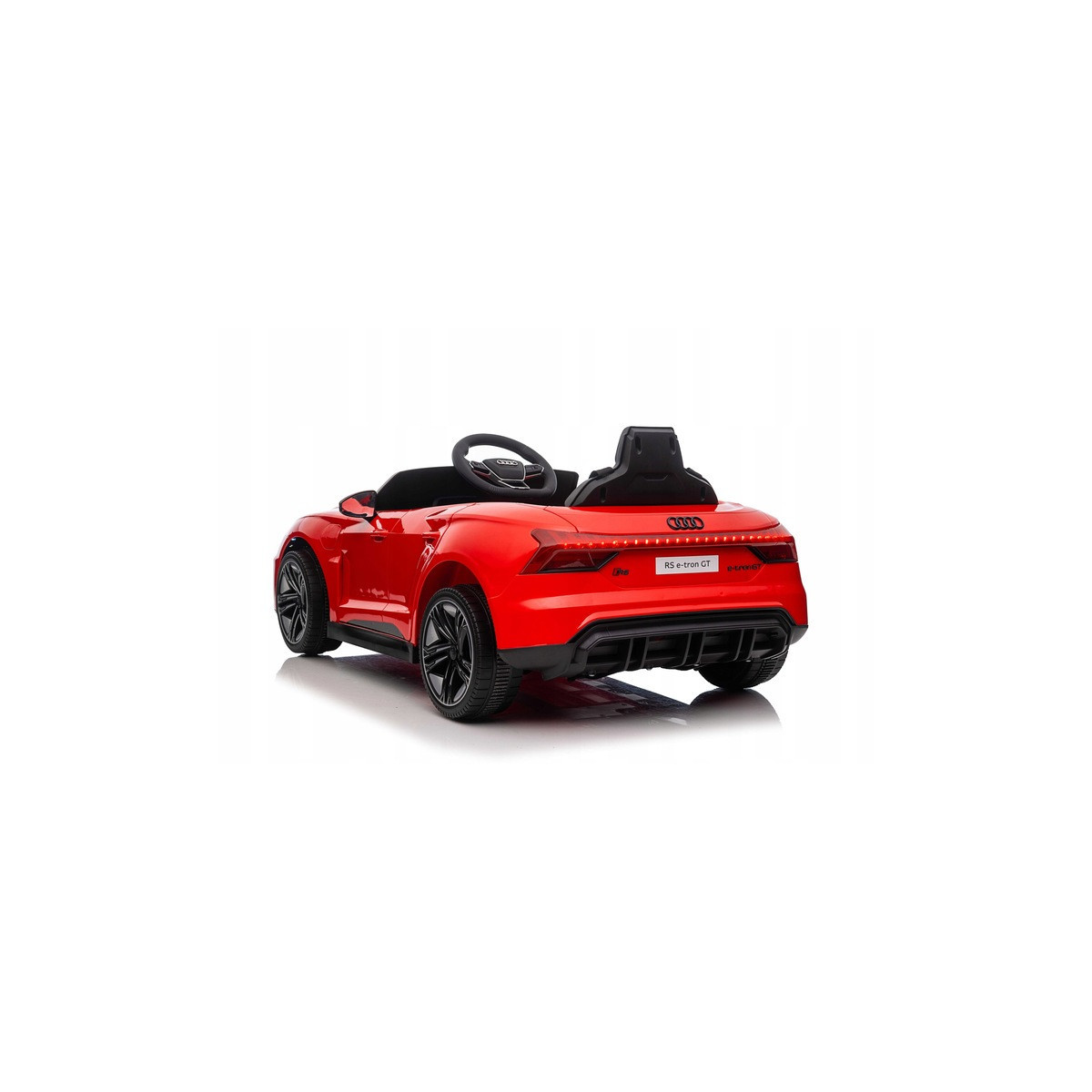 Mașină electrică pentru copii Audi RS e-tron GT 4x4 de culoare roșie