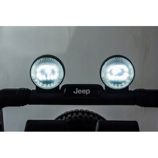 Mașină electrică pentru copii Jeep Wrangler, de culoare neagră, cu scaun din piele și roți EVA