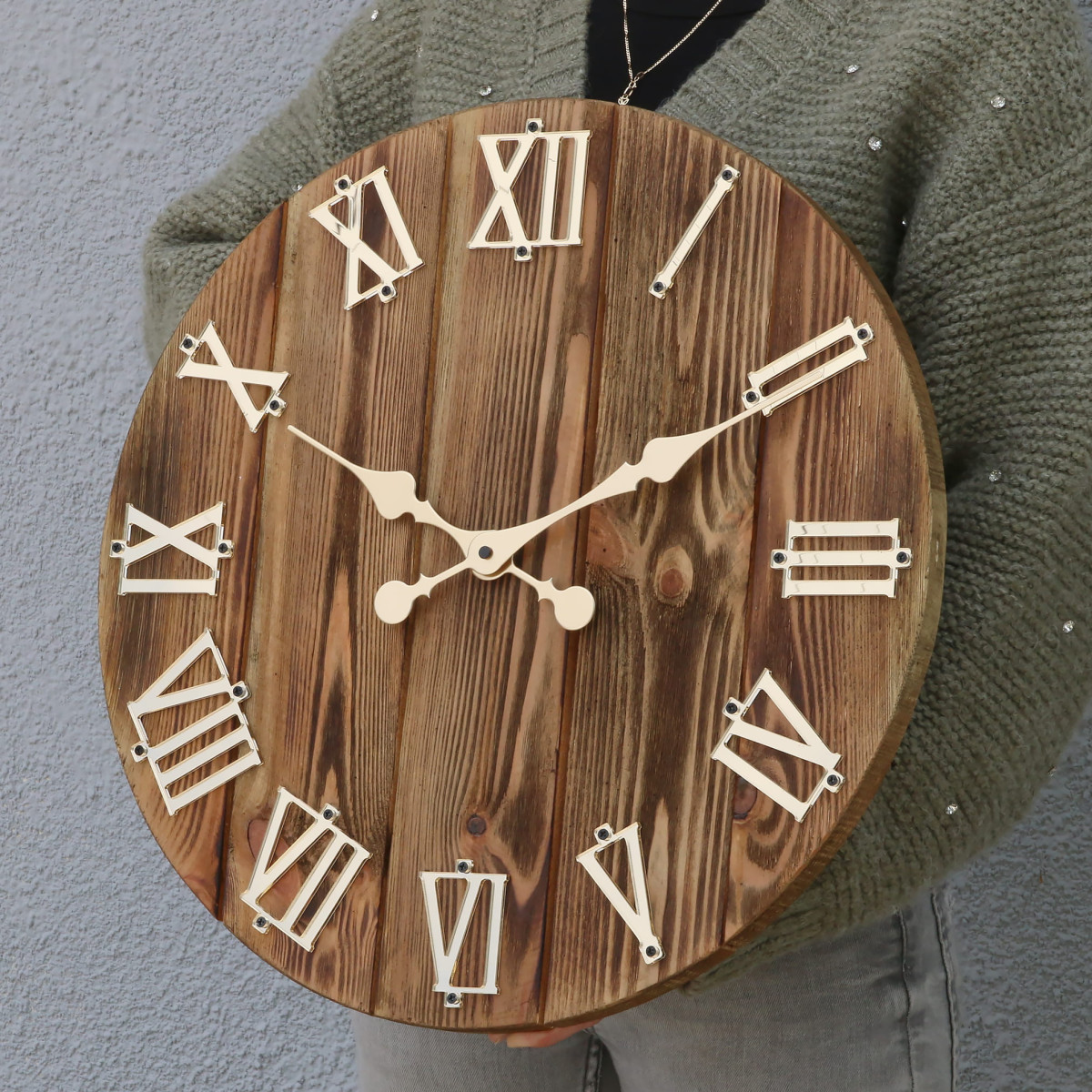 Ceas de perete din lemn, tăcut, cu diametrul de 49 cm