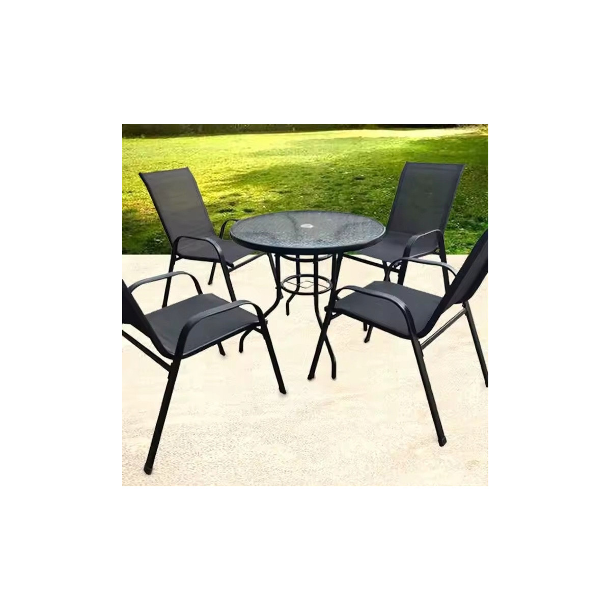 Set de masă de terasă cu diametrul de 80 cm și 4 scaune.