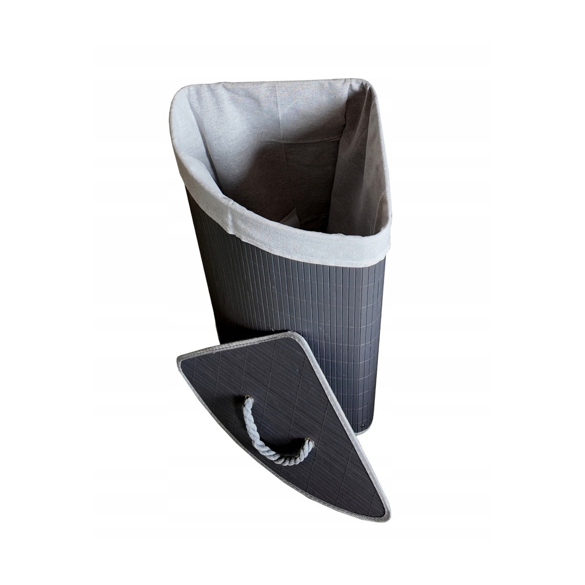 Coș de rufe pentru colț, cu capac, de culoare gri și cu o capacitate de 60l