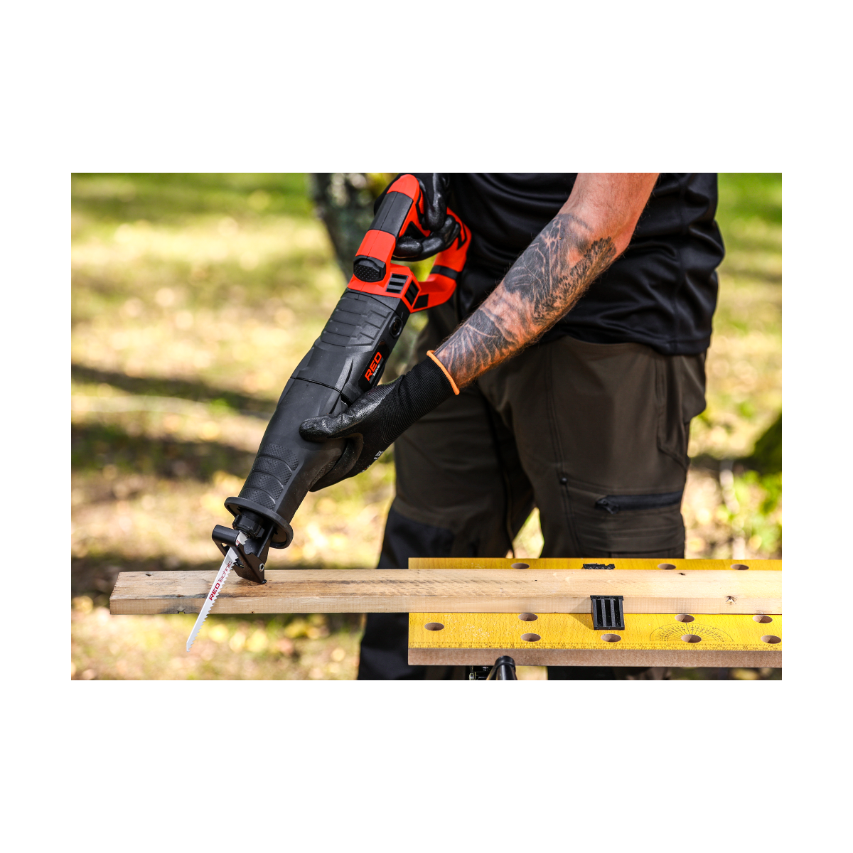 Fierăstrău electric cu sabie Powermat PM-PSZ-1800T | 1800W | 12× lame