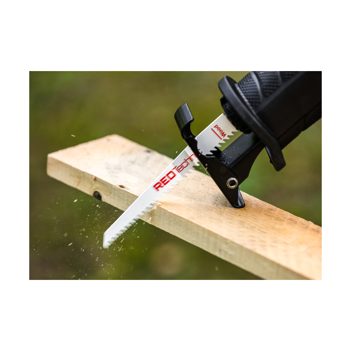 Fierăstrău electric cu sabie Powermat PM-PSZ-1800T | 1800W | 12× lame