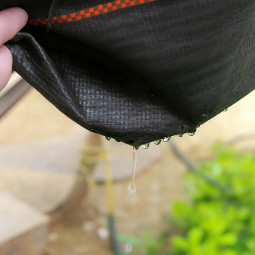 Țesătură agricolă rezistentă, de culoare neagră 135g/m2, 0,8x50