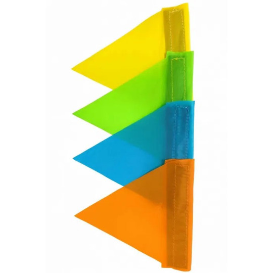 Cuib de stork colorat cu diametrul de 100 cm