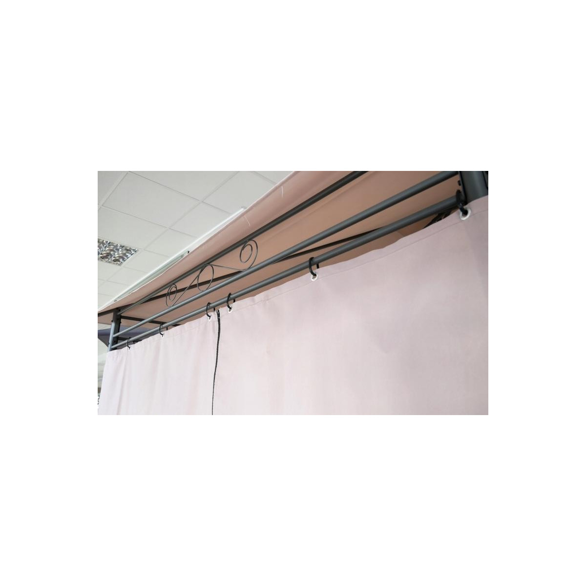 Foișor de grădină cu pereți laterali și perdele de culoare bej 3x4 m