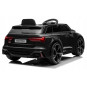 Automobil electric Audi RS6 de culoare neagră