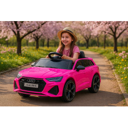 Luxusul mașinu electrică Audi RS6 în culoarea roz.