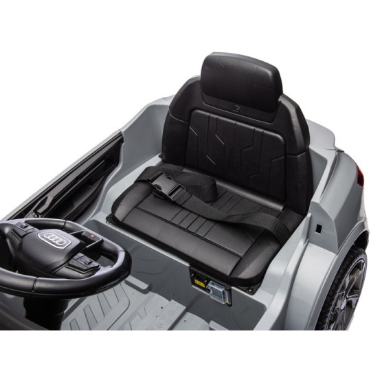 Mașinuță electrică pentru copii Audi RSQ8, culoare gri