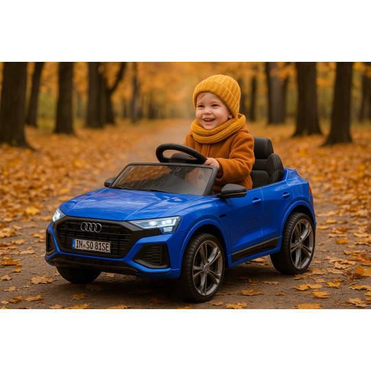 Detsăcuțчык cu telecomandă Audi RSQ8 albastru
