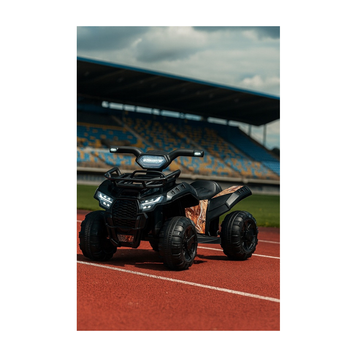 Mică ATV electrică pentru copii J320 de culoare neagră