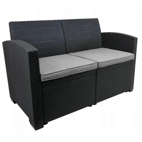 Mobilier de grădină de calitate cu masă