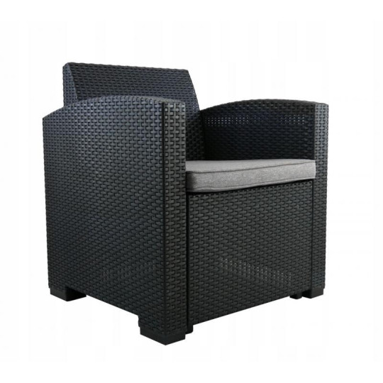 Mobilier de grădină de calitate cu masă