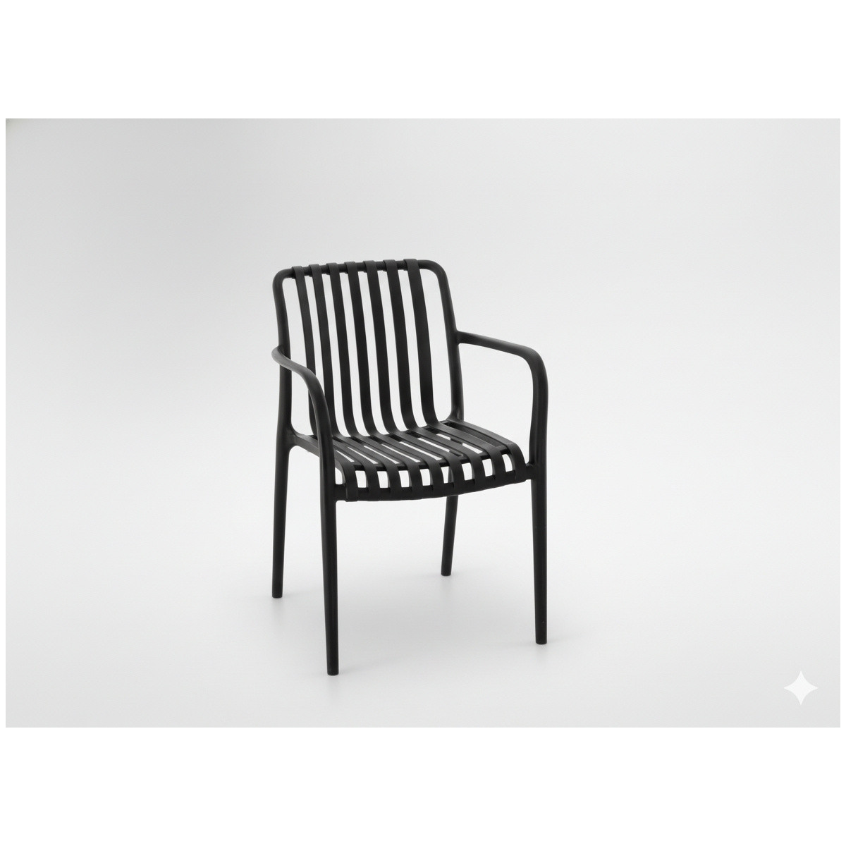 Stolițe din plastic negru cu protecție UV