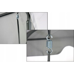 Leagăn de grădină Textilene de culoare neagră pentru 3 persoane.