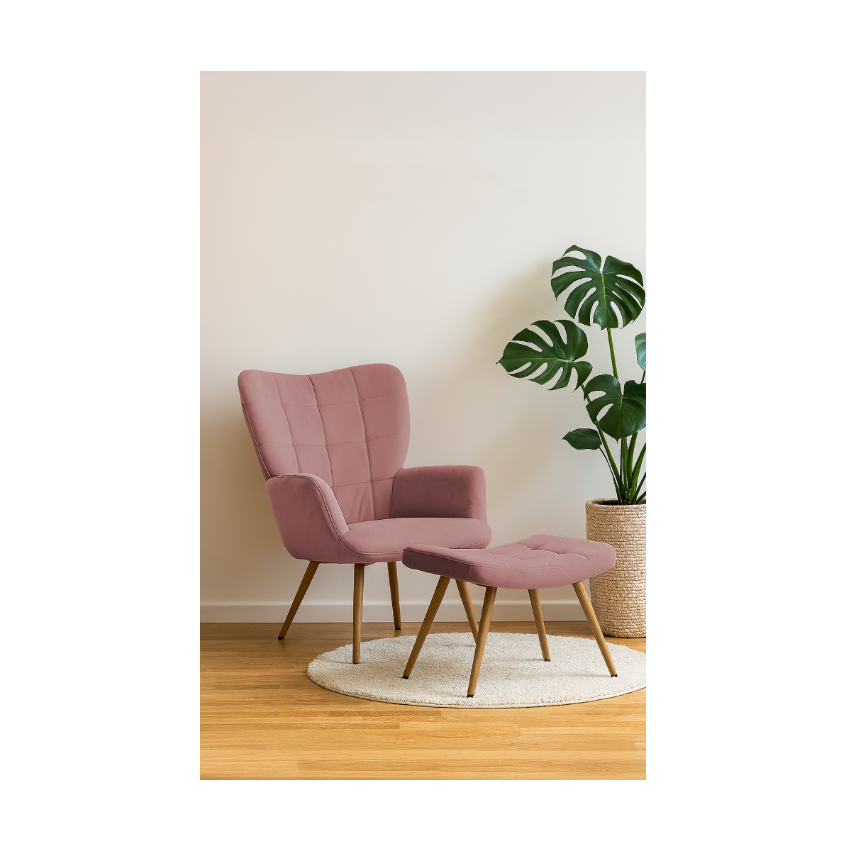 Kurs z catifea cu urechi, de culoare roz, cu taburet.