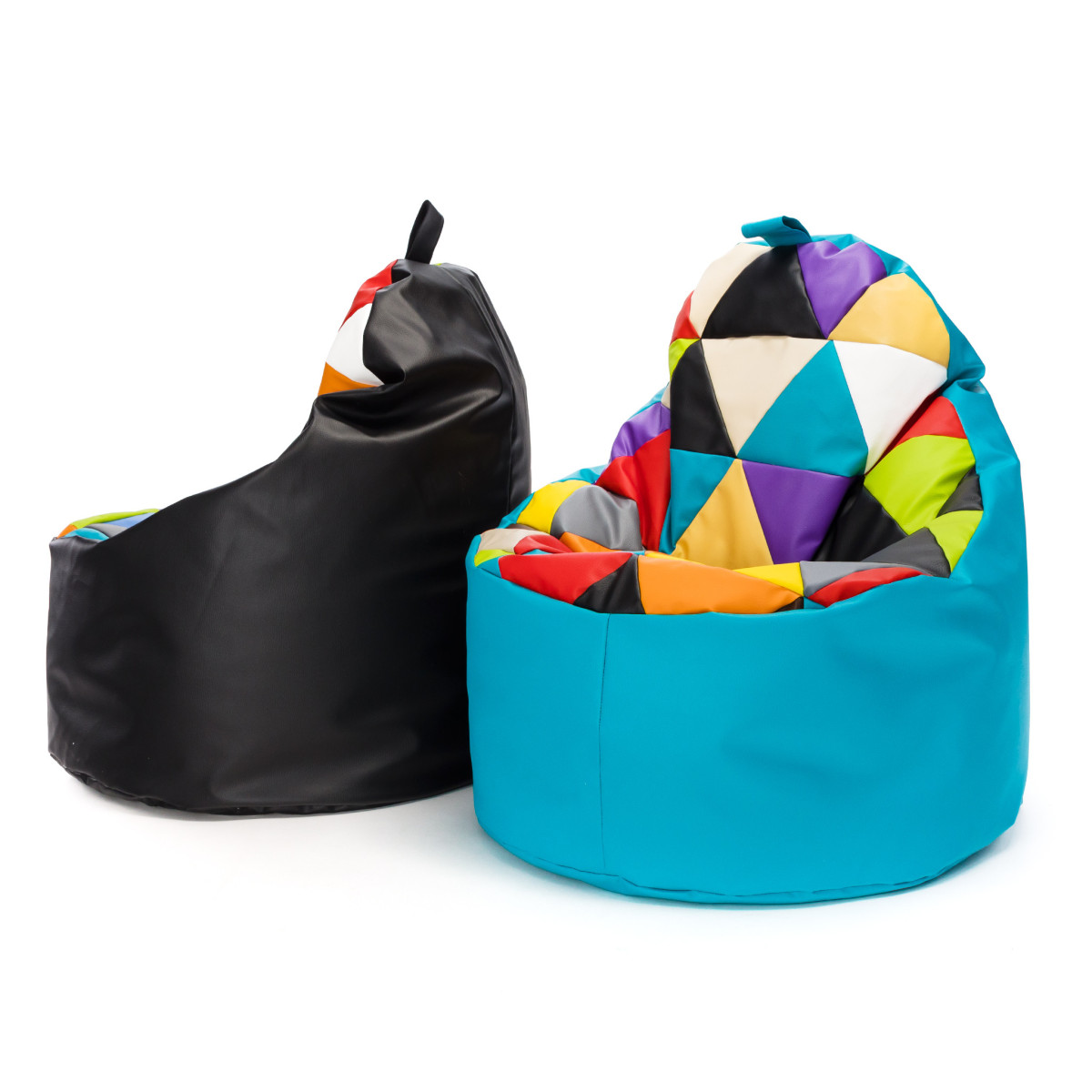 Pentru living, un sac mare de șezlong de culoare neagră