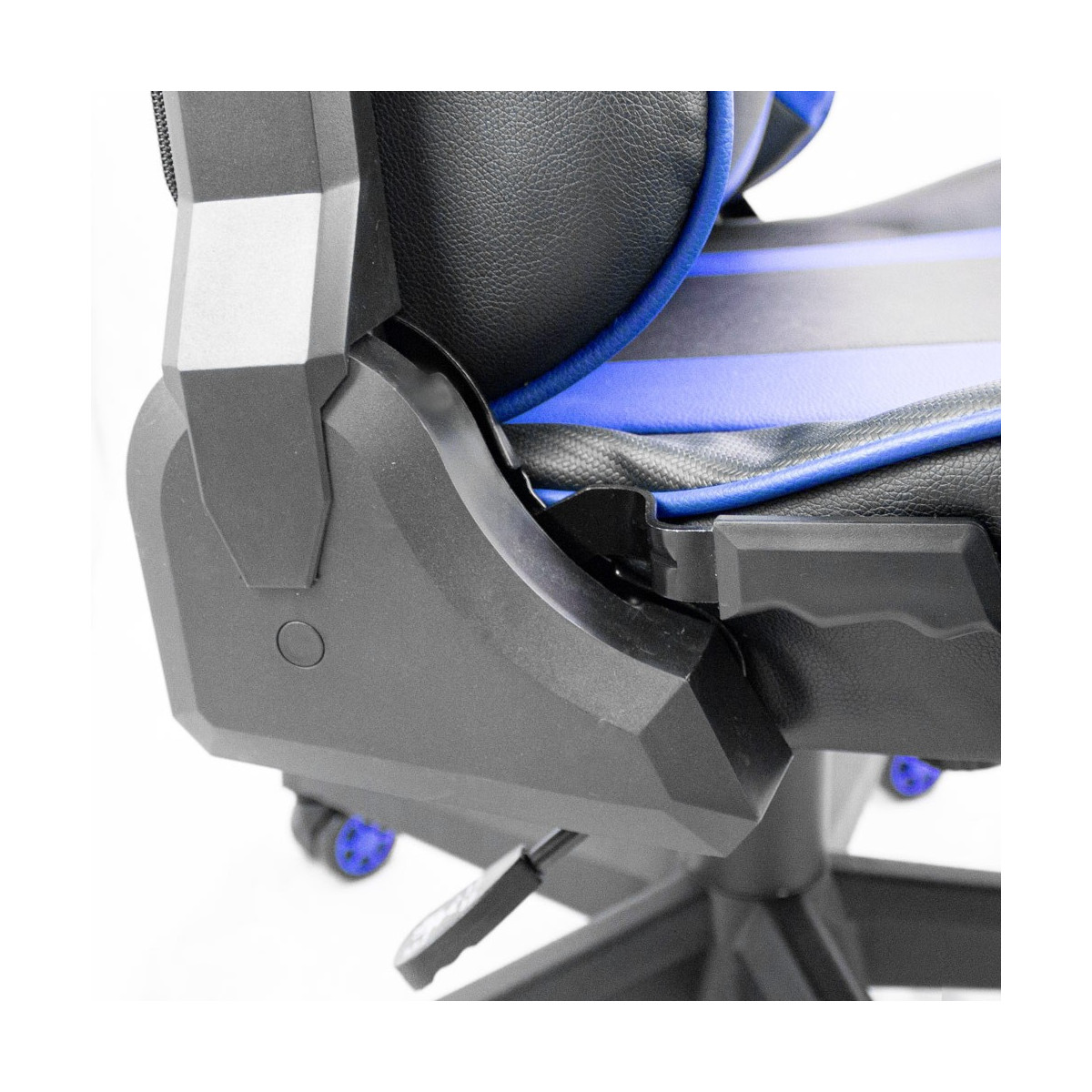 Scaun de jocuri ajustabil, de culoare neagră