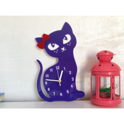 Ceasuri pentru camera copiilor cu pisici în diverse culori