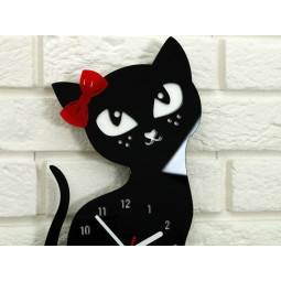 Ceasuri pentru camera copiilor cu pisici în diverse culori