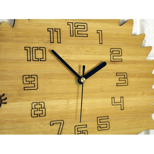 Ceas de perete pentru camera copilului arici