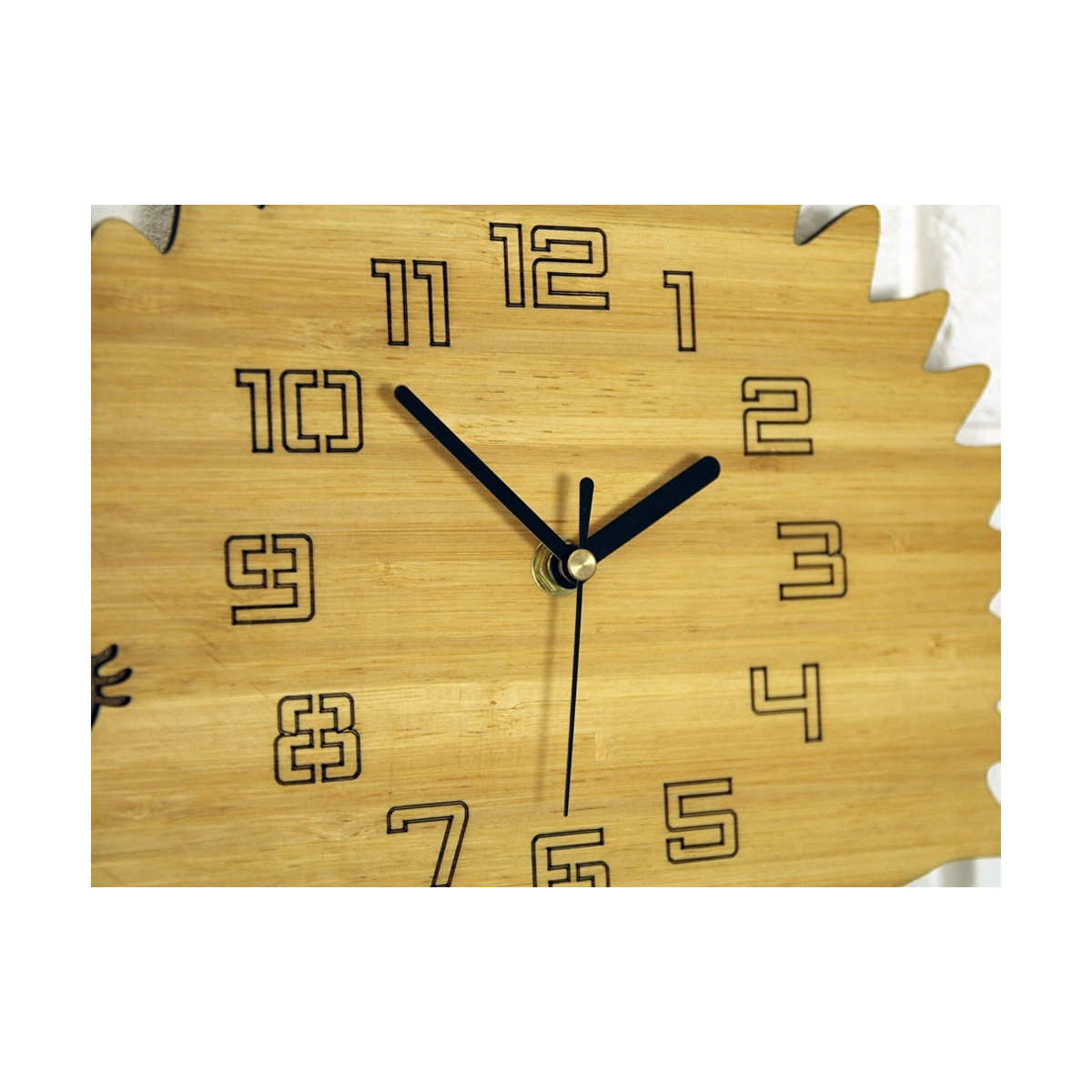 Ceas de perete pentru camera copilului arici