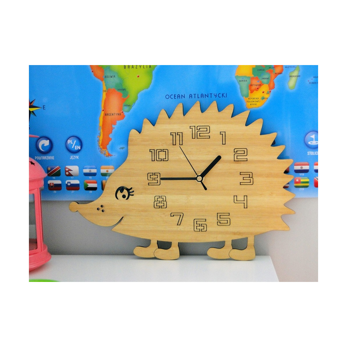 Ceas de perete pentru camera copilului arici