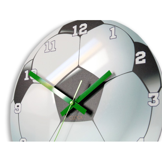 Ceasuri de perete de calitate cu minge de fotbal